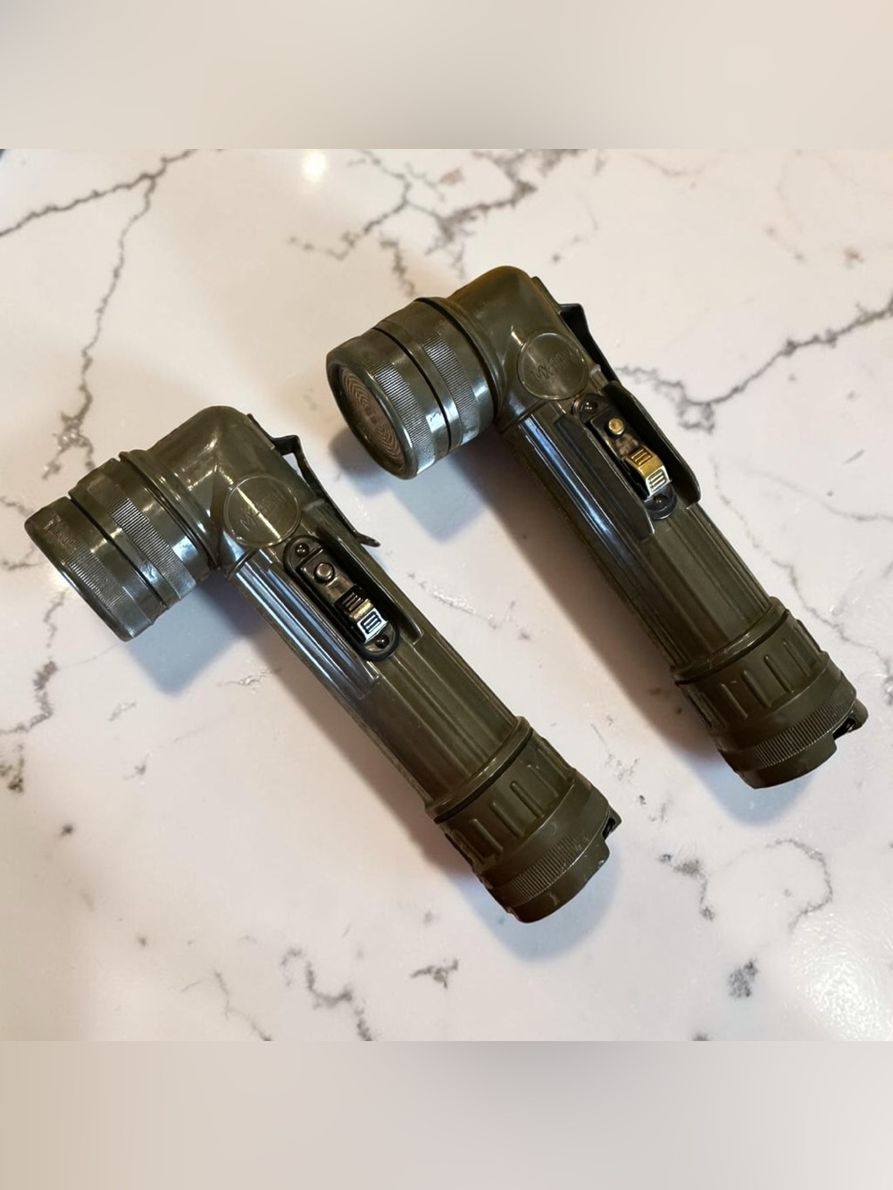 2 Vietnam War Era Military Flashlights MX-991/U GT PRICE Working
